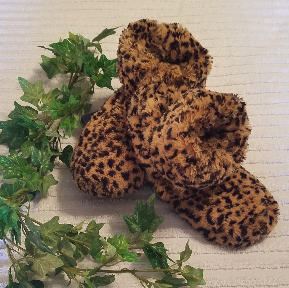 {Intelex} Microwaveable Slippers - NWOT